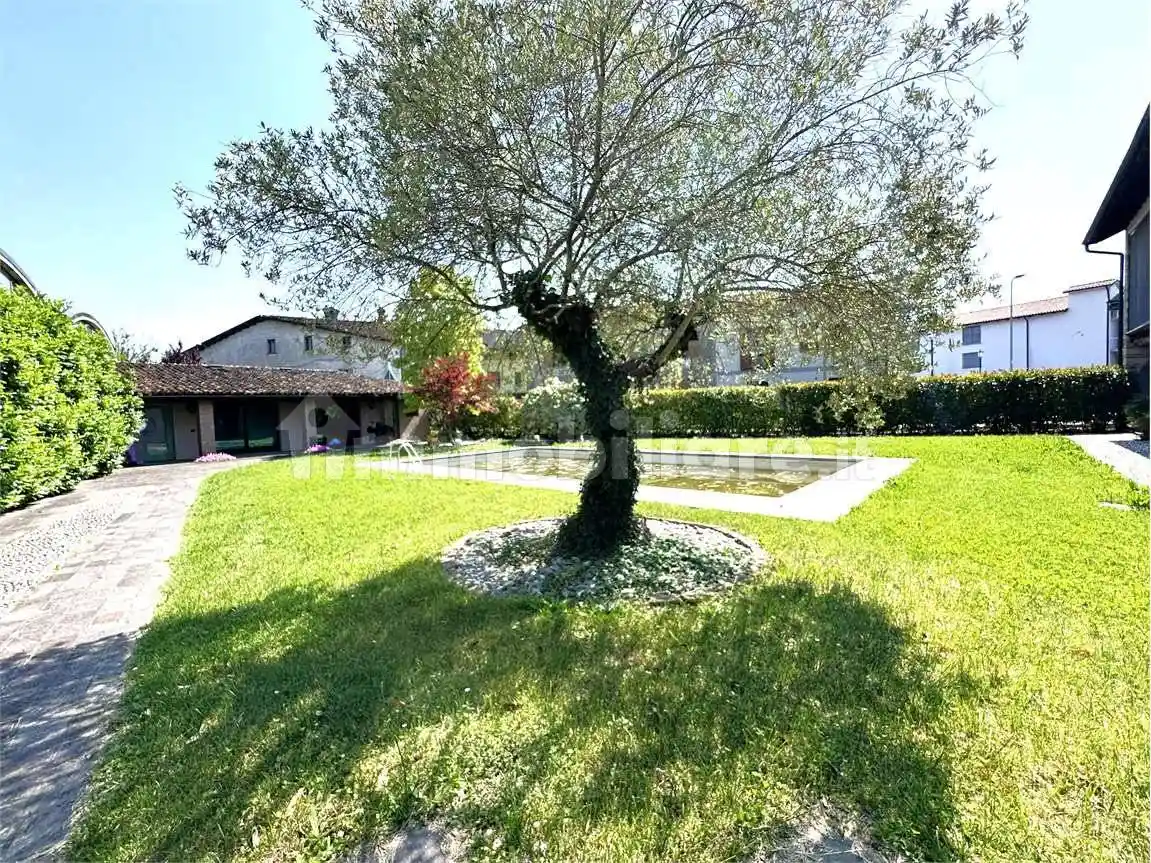 Villa in vendita a Misano di Gera d'Adda