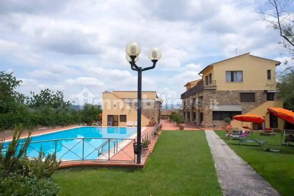 Palazzo - Edificio - foto 2