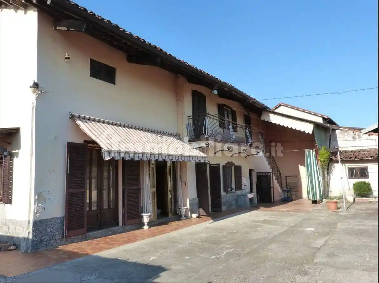 Rustico - Casale in vendita a Cervere