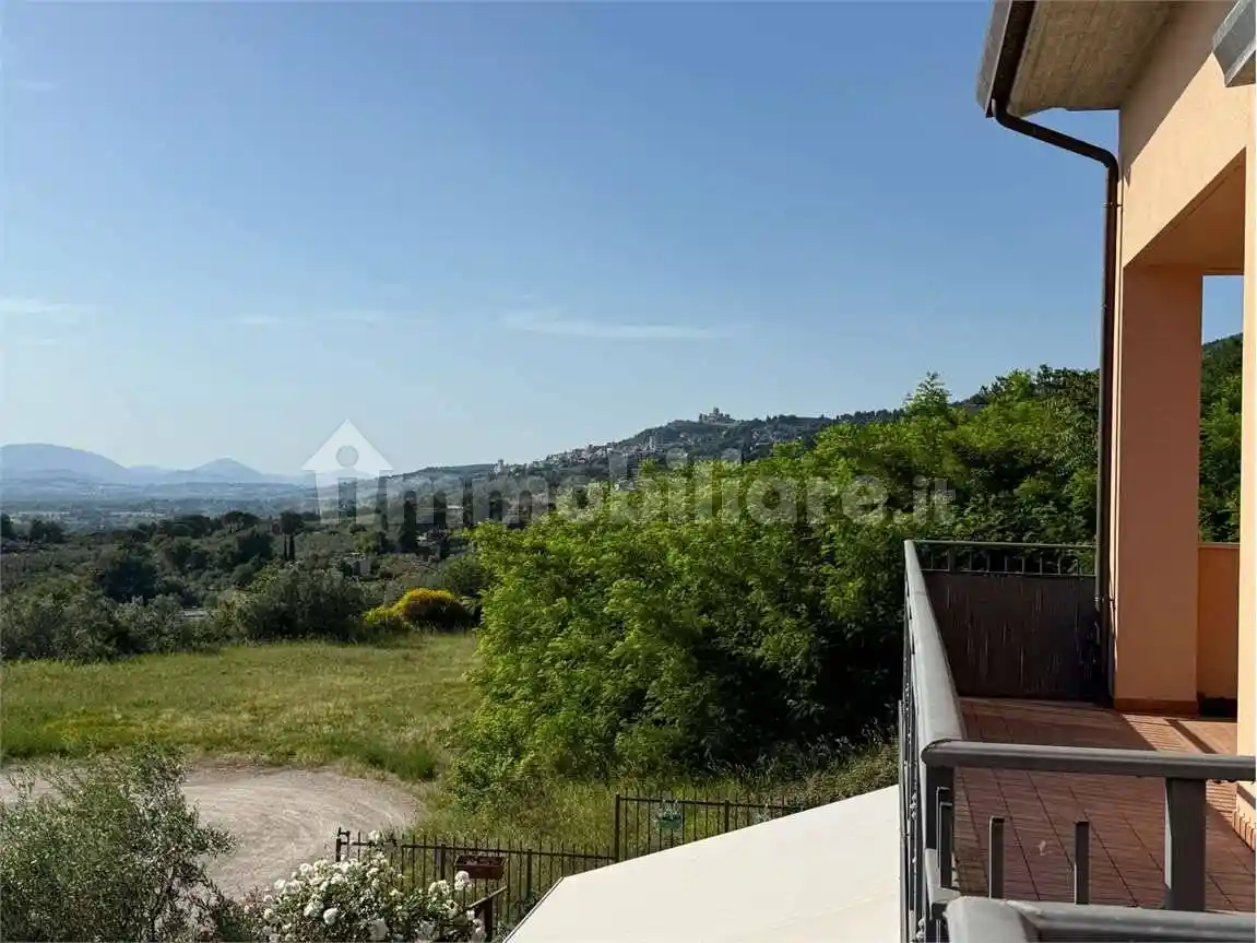 Appartamento in vendita a Assisi