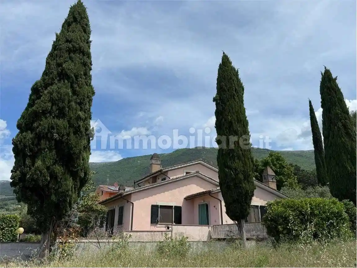 Villa in vendita a Spello