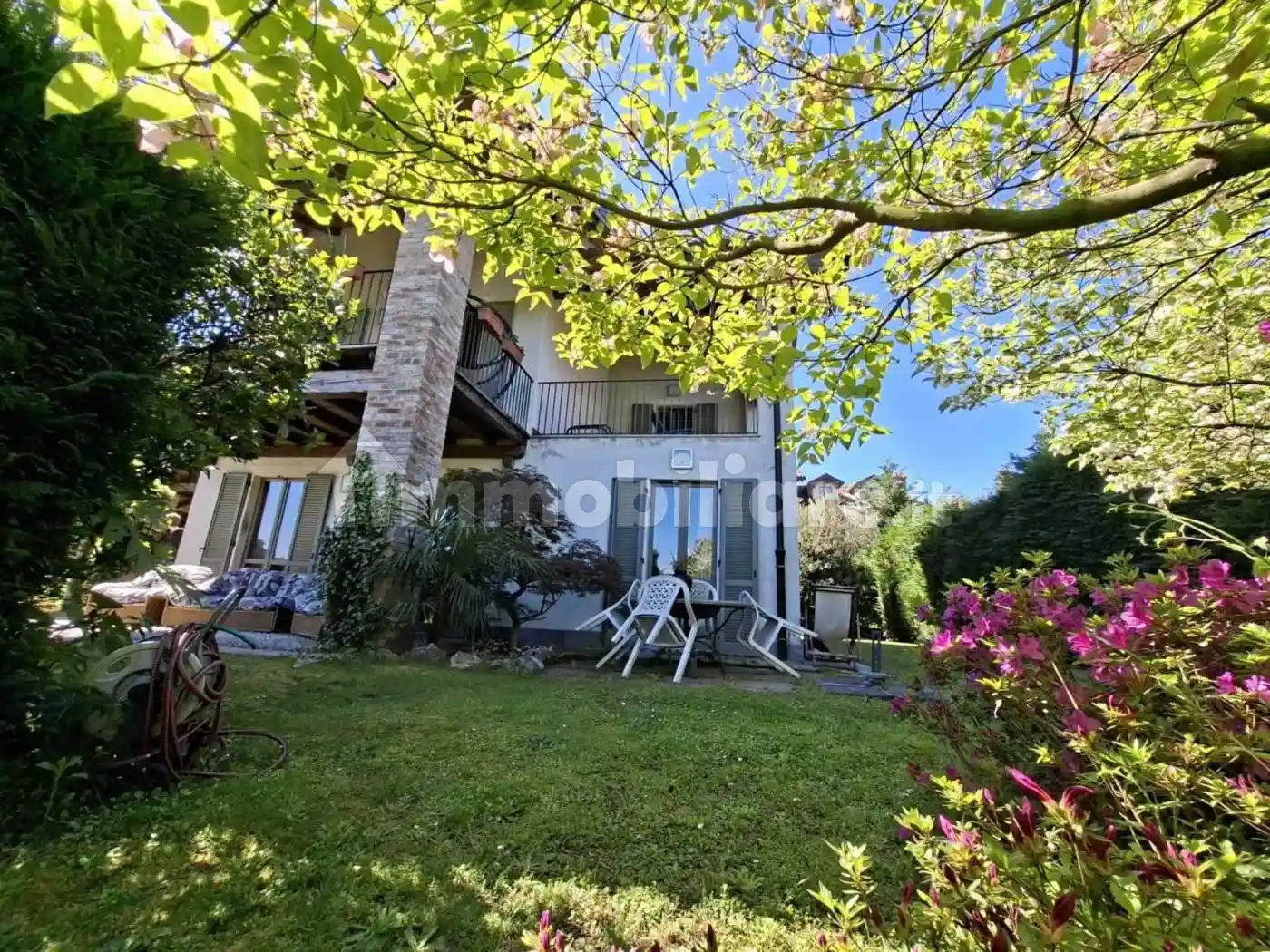 Villa in vendita a Arona