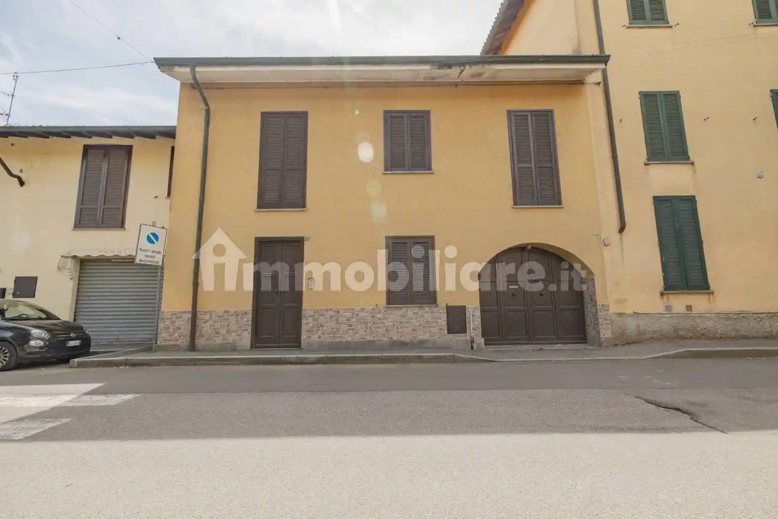 Palazzo - Edificio in vendita a Gaggiano