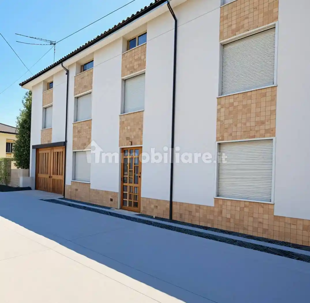 Villa in vendita a Corana