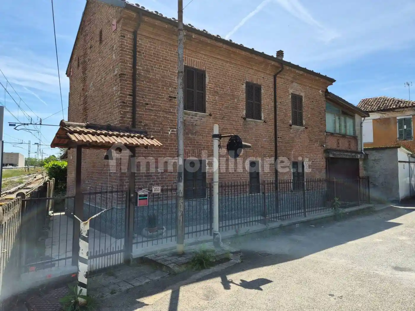 Casa indipendente in vendita a Alessandria