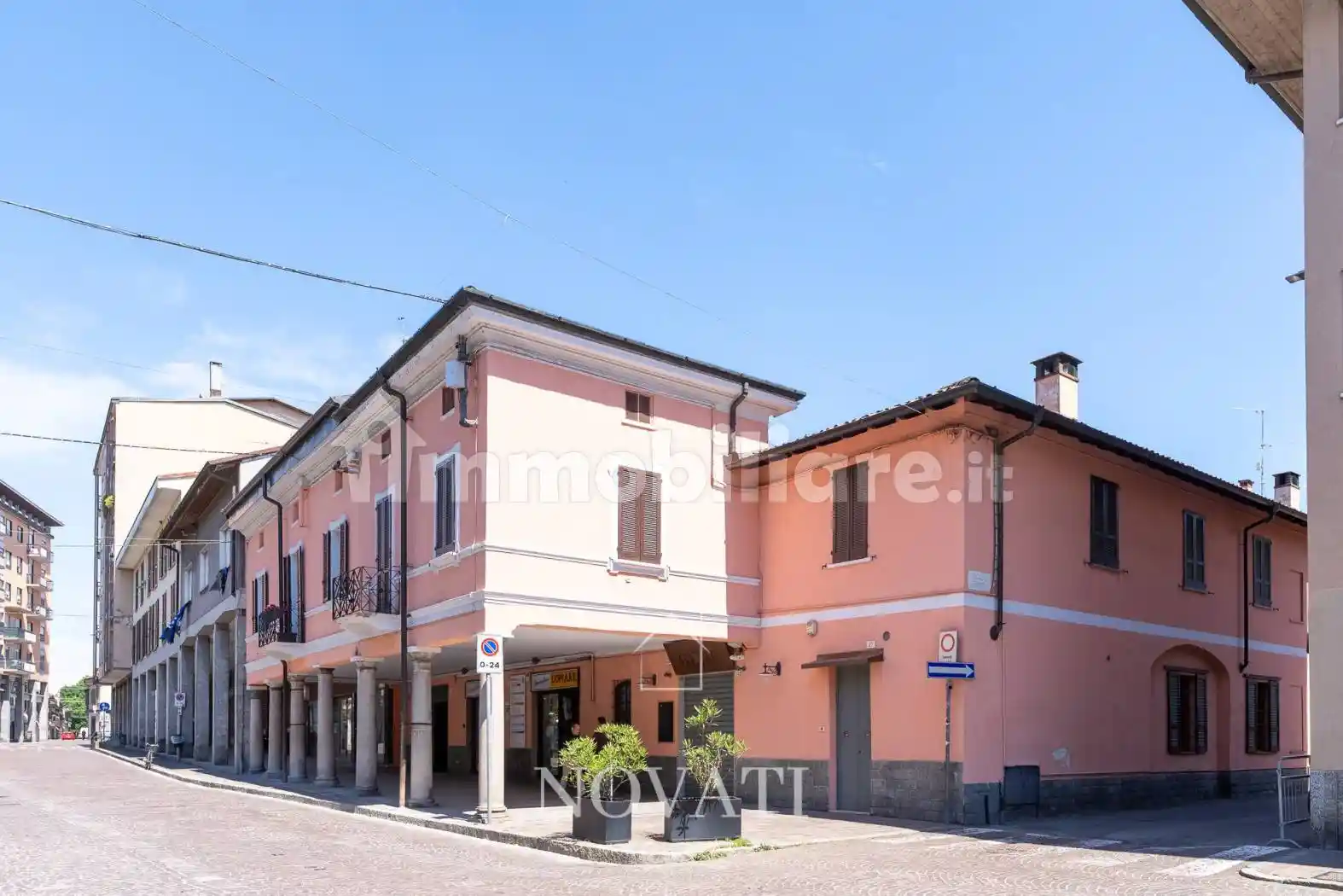 Palazzo - Edificio in vendita a Casalpusterlengo