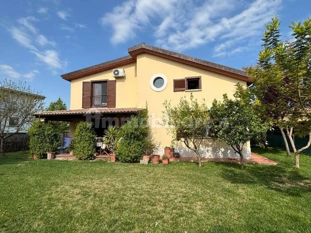 Villa in vendita a Rosciano