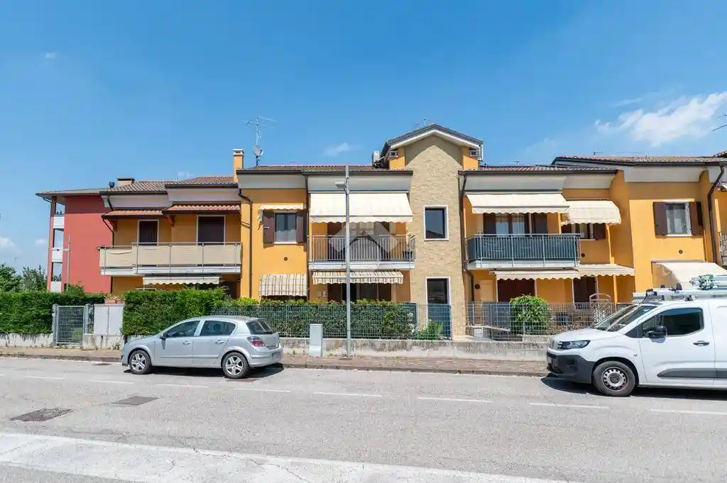 Appartamento in vendita a Villafranca di Verona