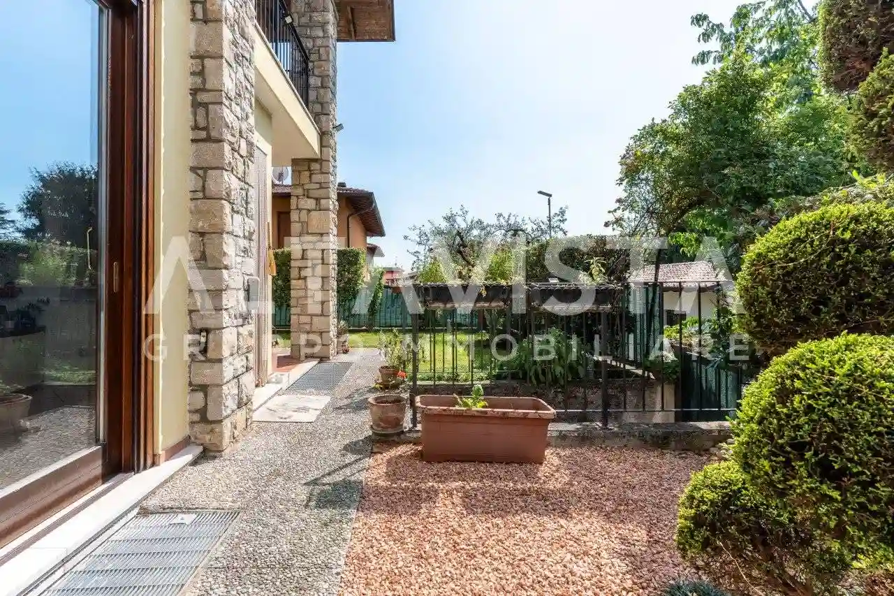 Villetta a schiera - foto 2