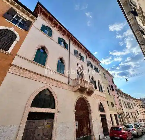 Appartamento in vendita a Verona