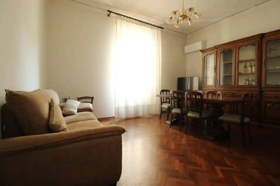 Casa indipendente in vendita a Prato