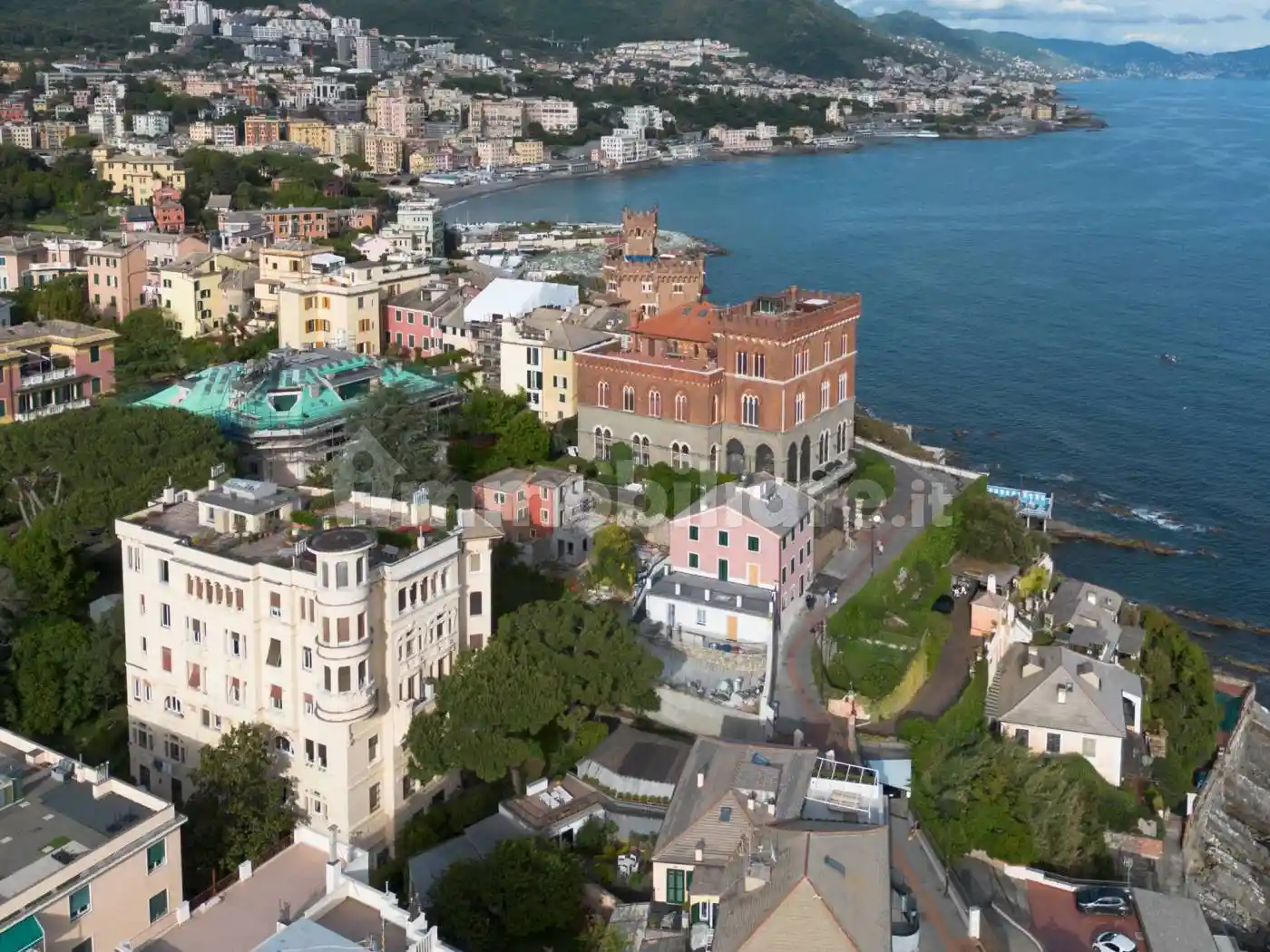 Appartamento in vendita a Genova
