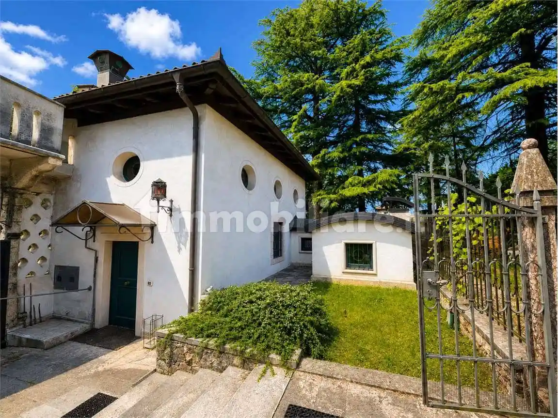 Casa indipendente in vendita a Trento
