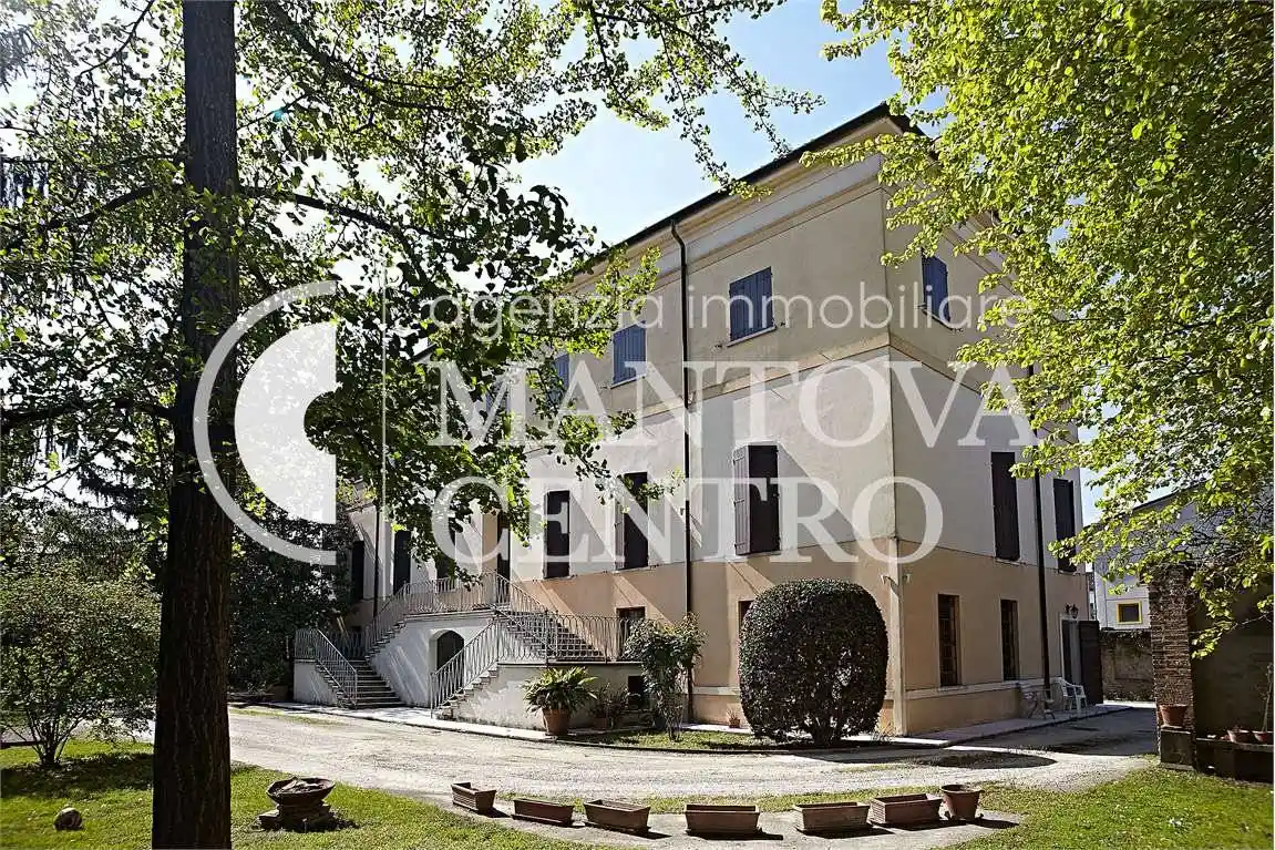 Appartamento in vendita a Mantova