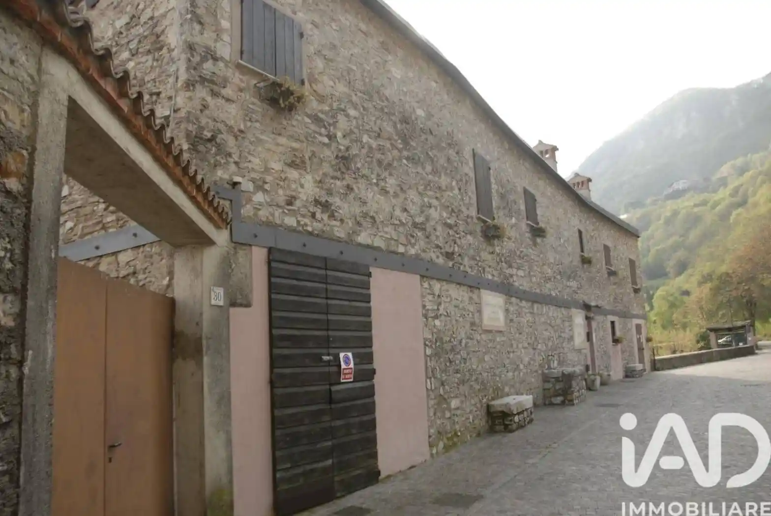 Rustico - Casale in vendita a Gargnano