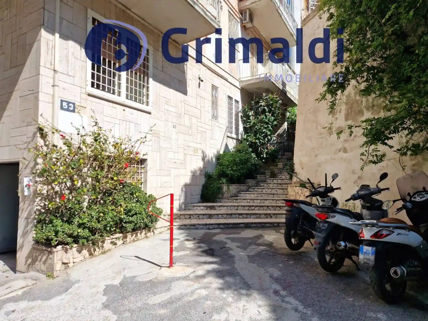 Appartamento in vendita a Napoli