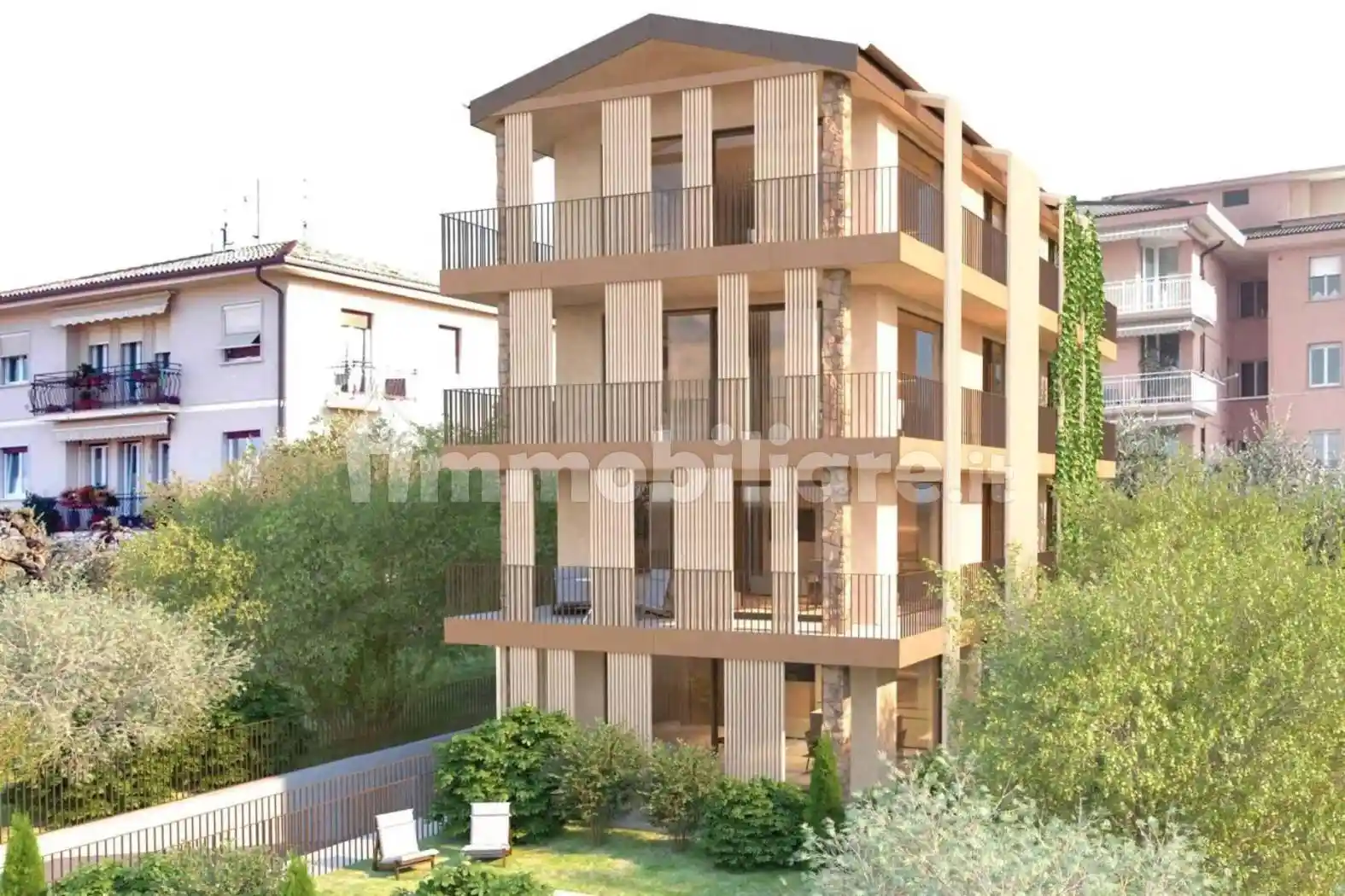 Casa indipendente in vendita a Torri del Benaco