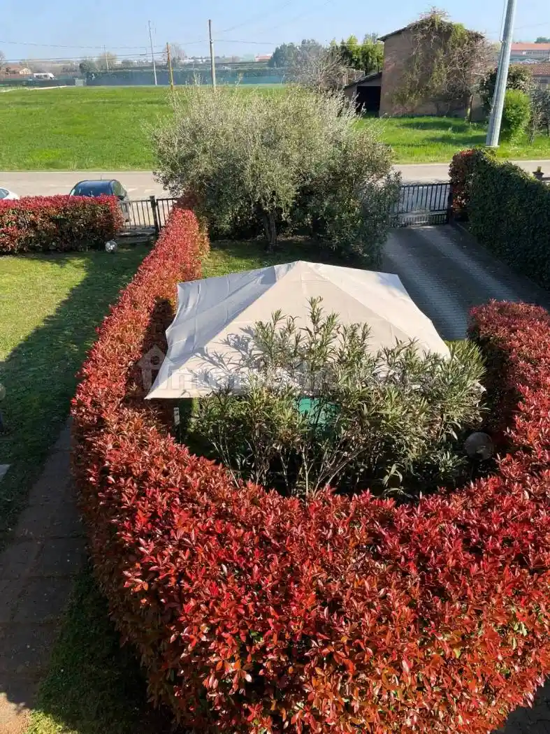 Villa in vendita a Imola