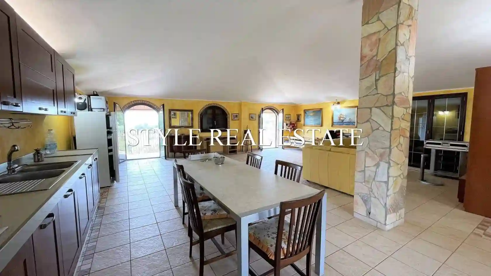 Villa - foto 2
