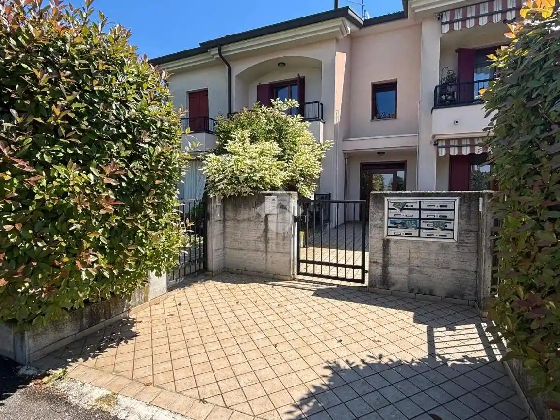 Appartamento in vendita a Pozzonovo