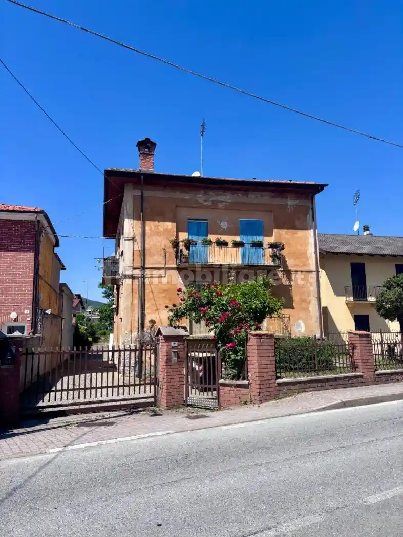 Villa in vendita a Borgo San Dalmazzo