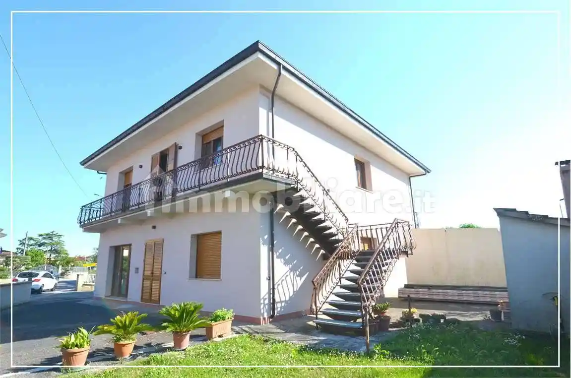 Villa in vendita a Monsummano Terme