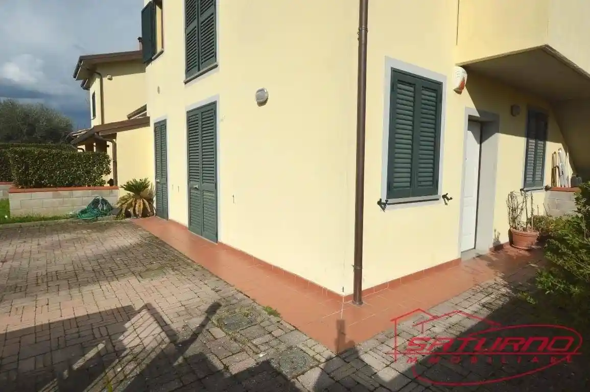 Appartamento in vendita a Lucca