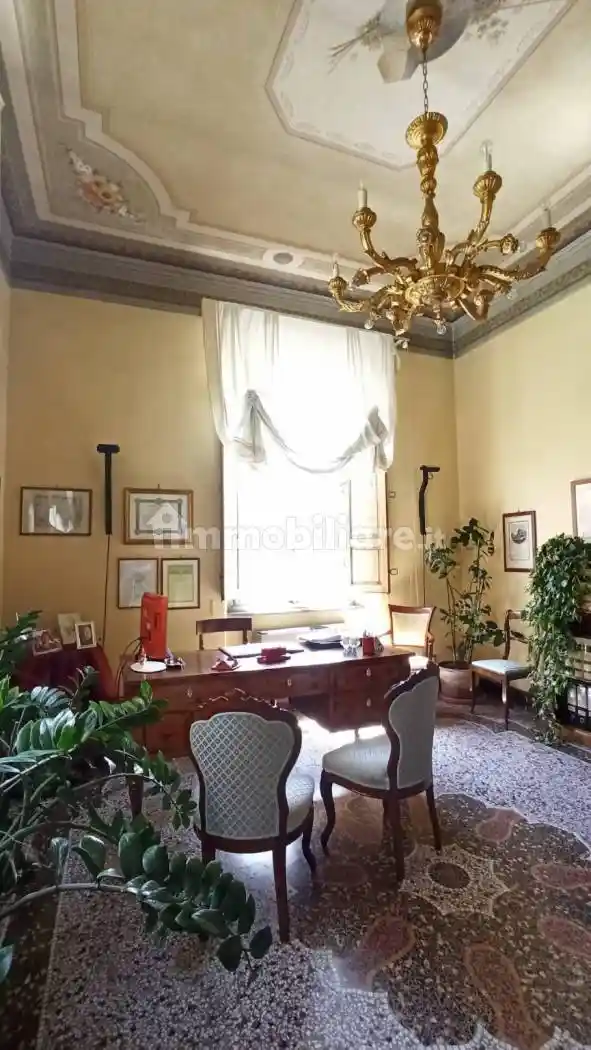 Appartamento in vendita a Lucca
