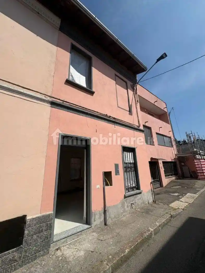 Casa indipendente in vendita a Legnano