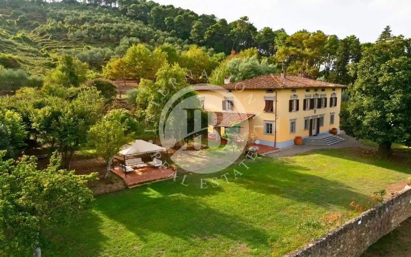 Villa - foto 2