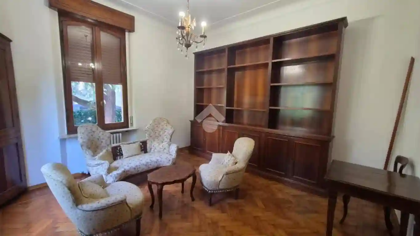 Palazzo - Edificio - foto 2