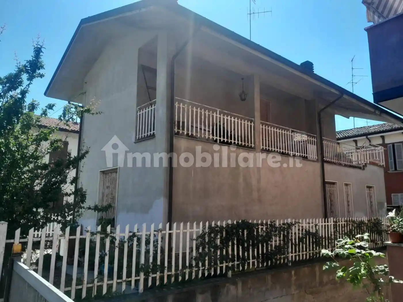 Casa indipendente in vendita a Piacenza