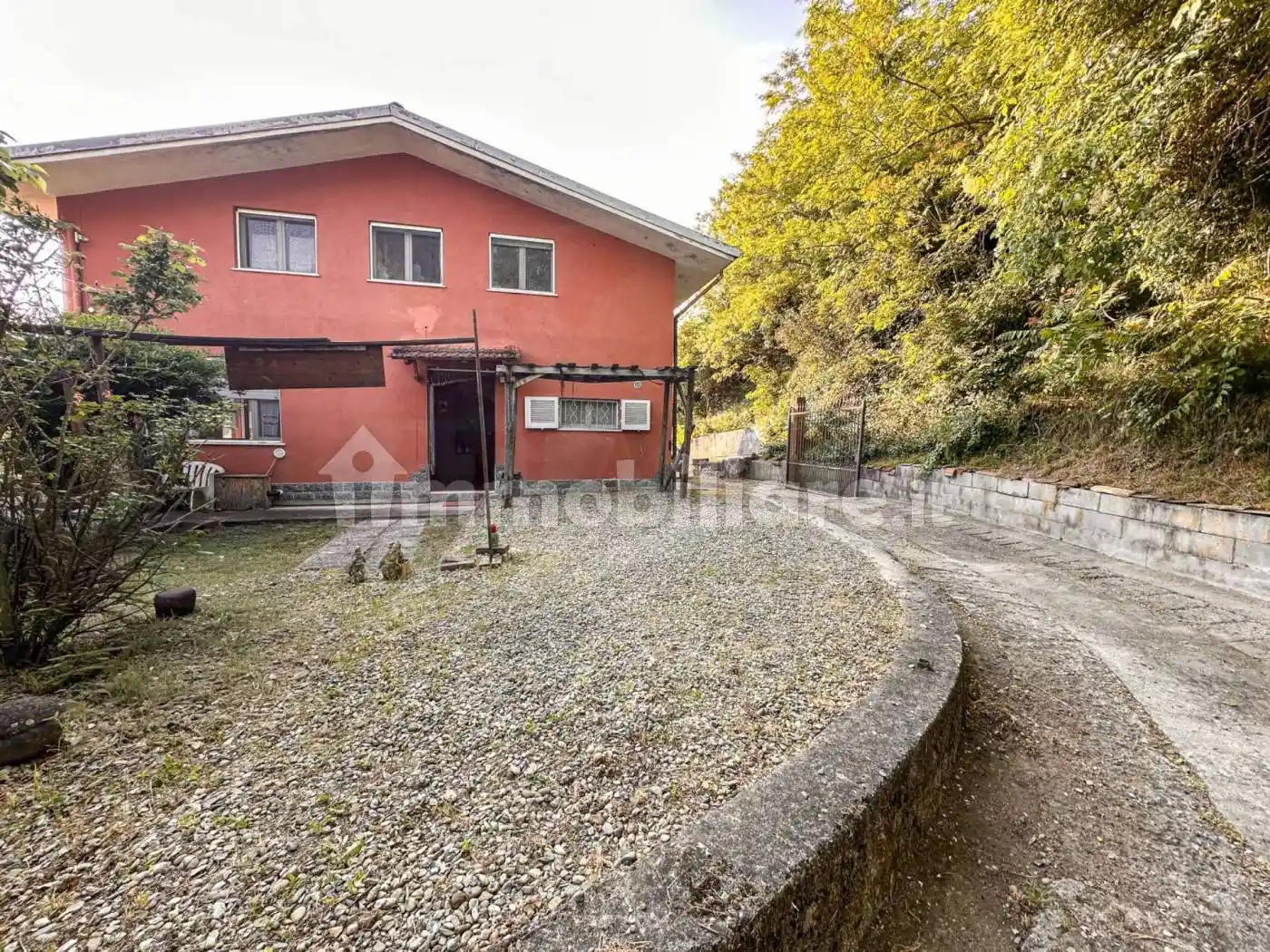 Casa indipendente in vendita a Alice Bel Colle