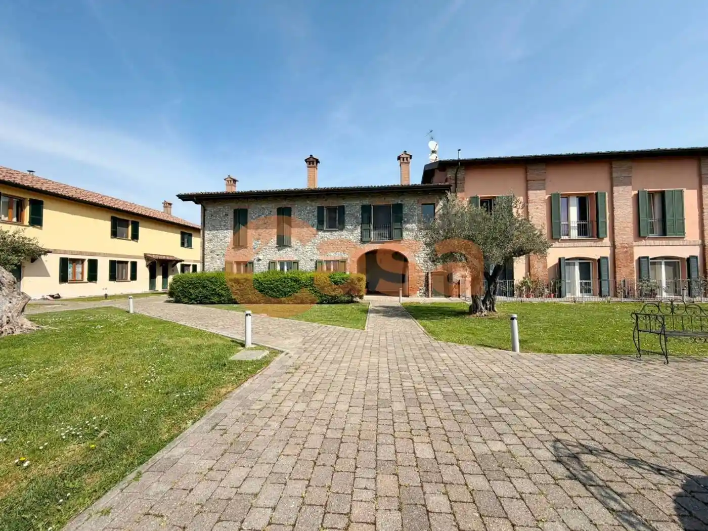 Appartamento in vendita a Piacenza