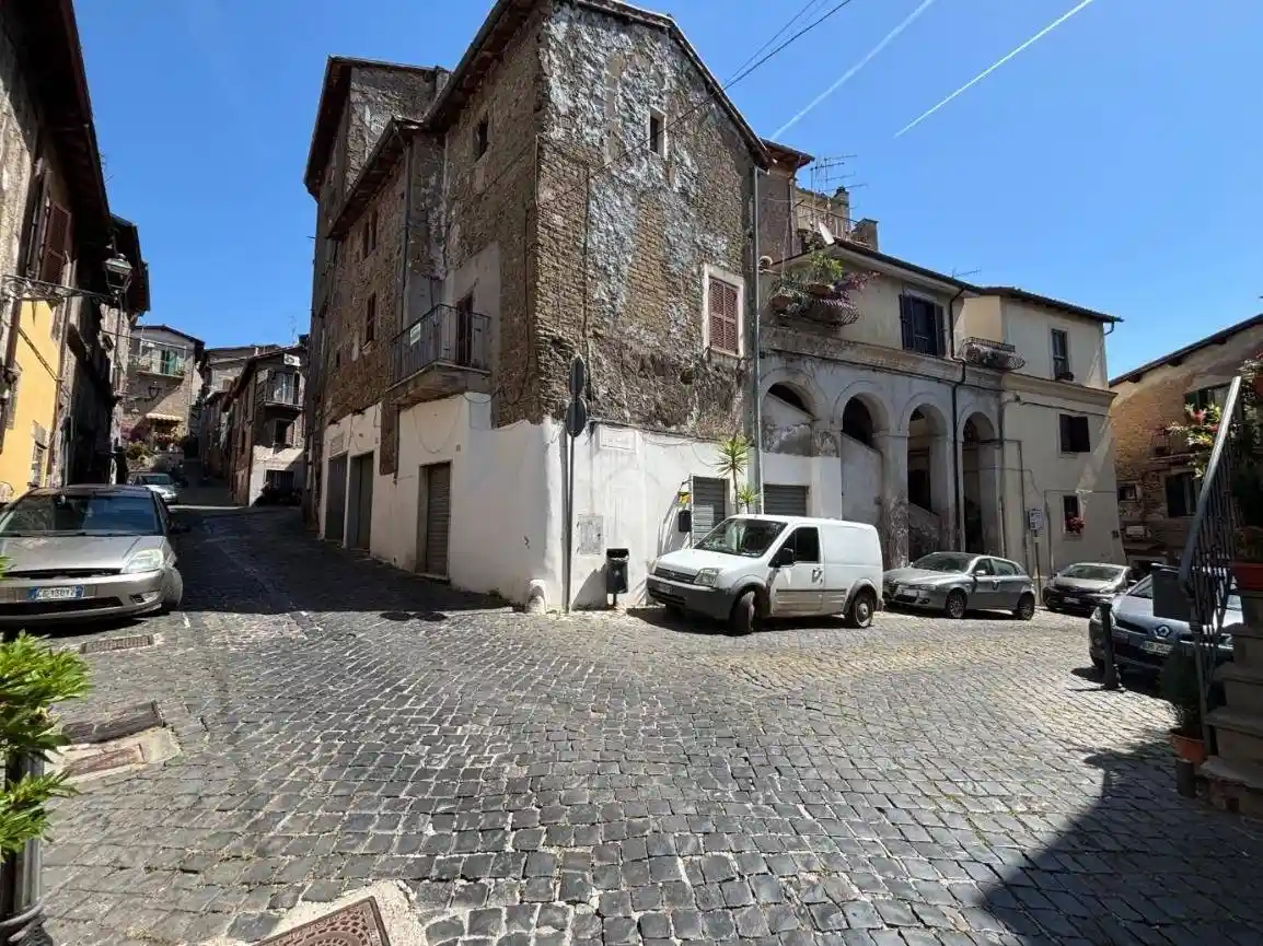 Appartamento in vendita a Genazzano