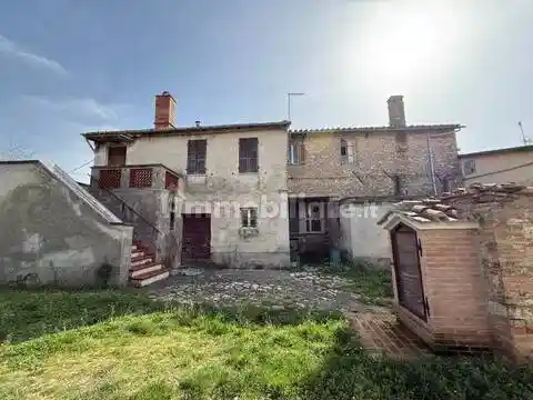 Rustico - Casale in vendita a Corciano