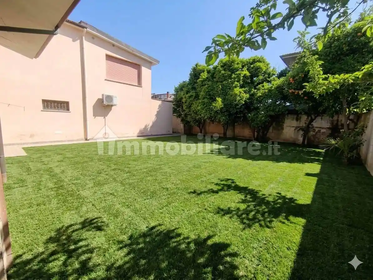Appartamento in vendita a Viareggio