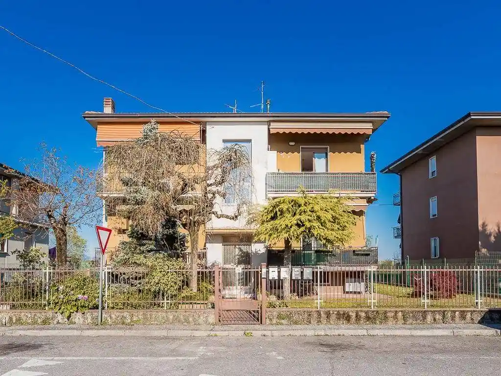 Appartamento in vendita a Sommacampagna