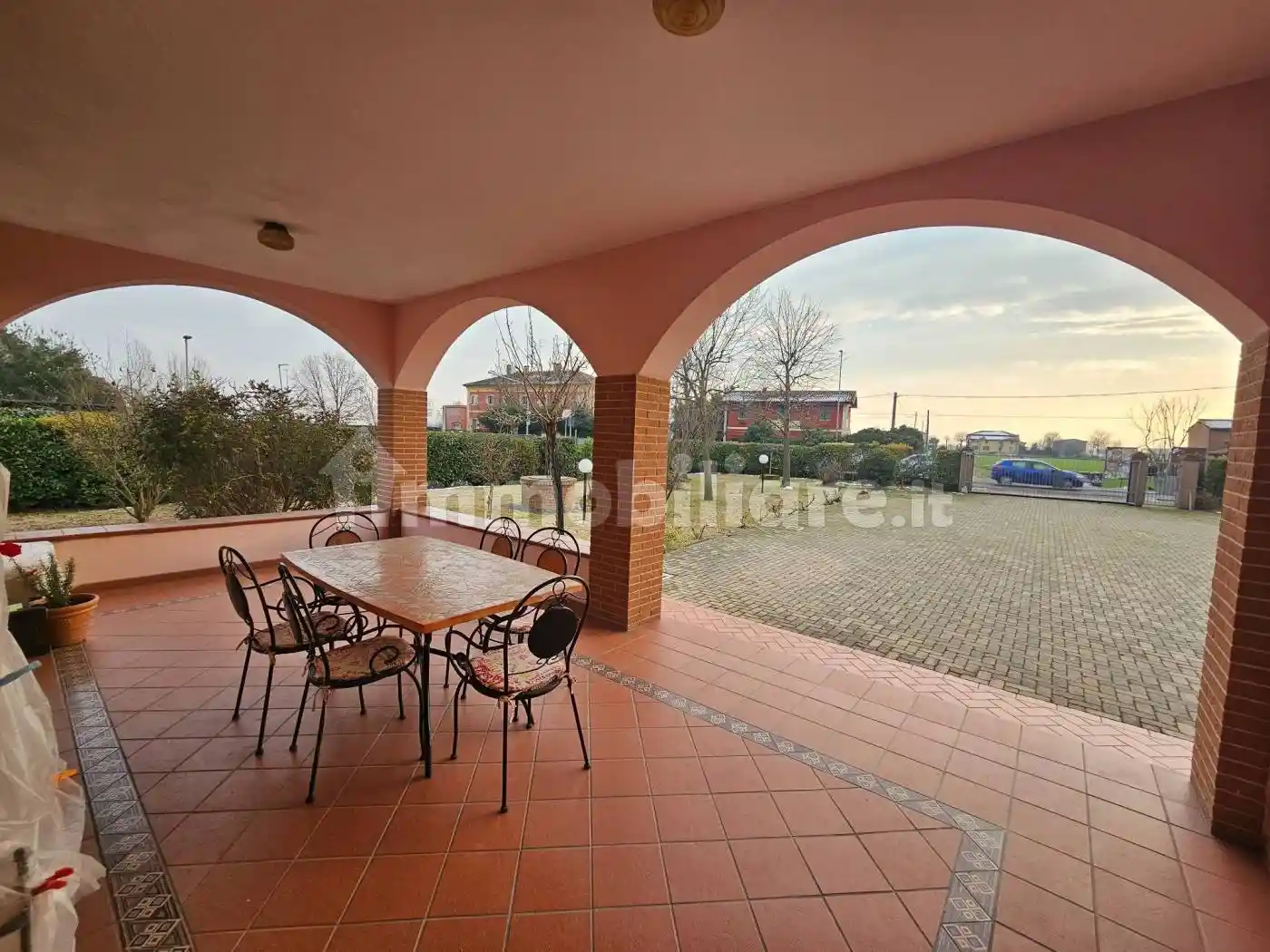 Villa in vendita a Medicina