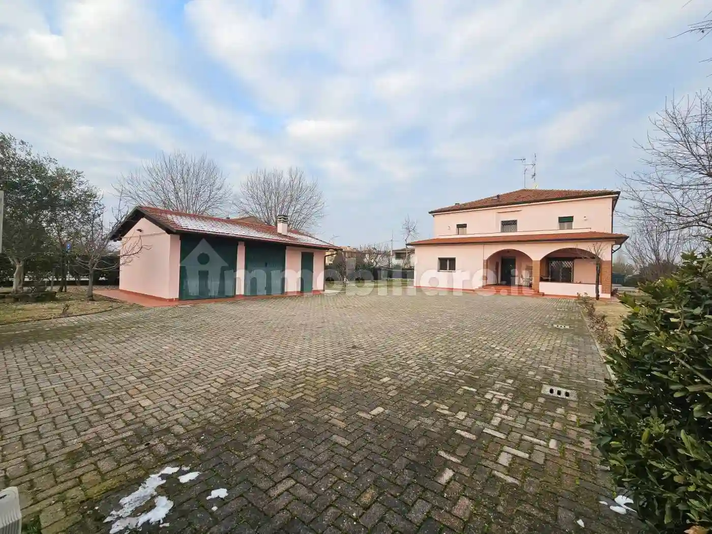 Villa - foto 2