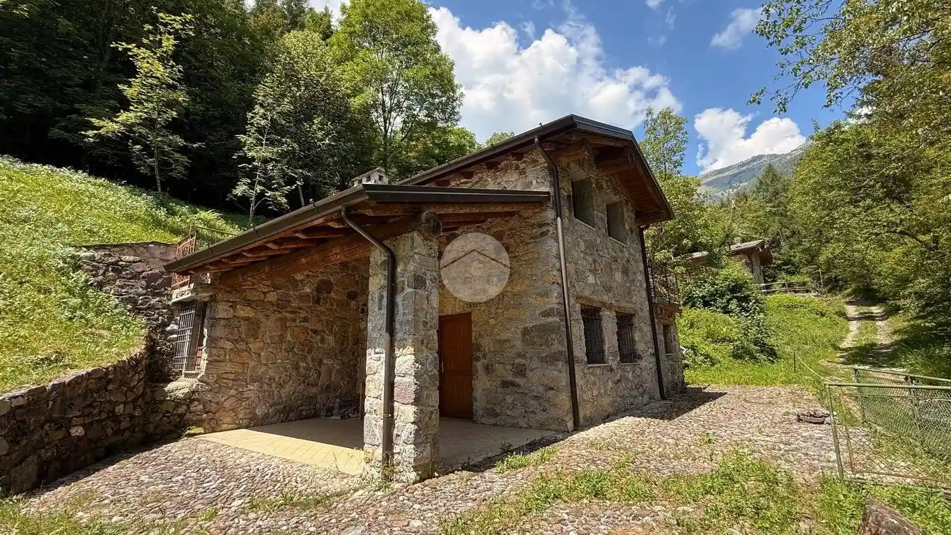 Casa indipendente in vendita a Ono San Pietro