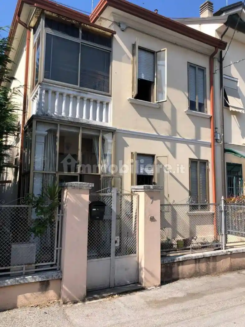 Villetta a schiera in affitto a Padova