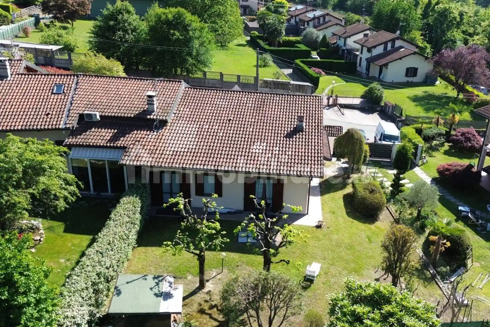 Villa in vendita a Taino