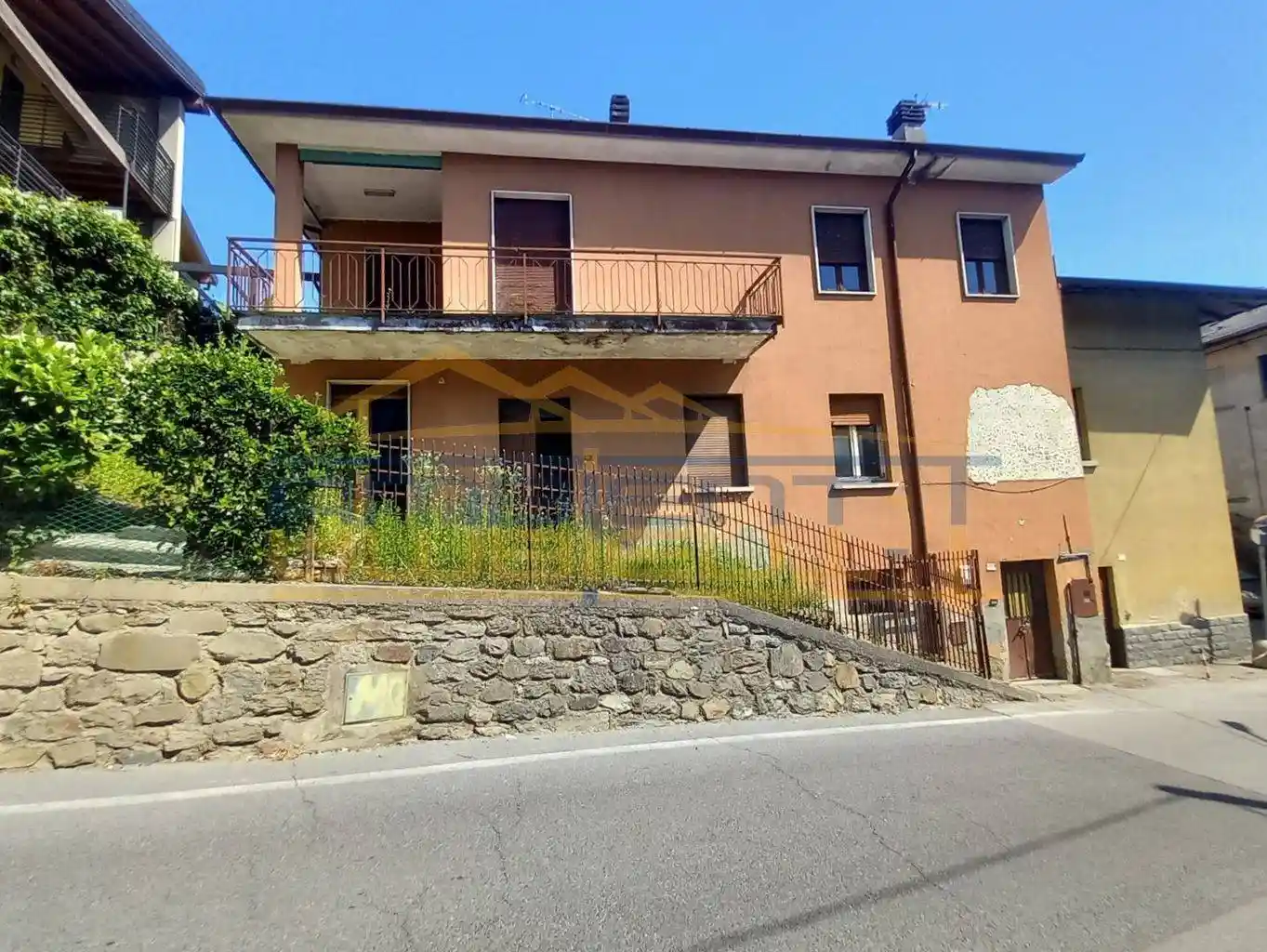 Casa indipendente in vendita a Merone