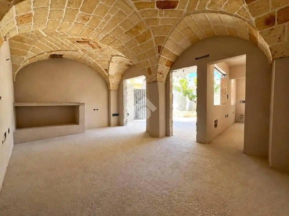 Casa indipendente in vendita a Mesagne