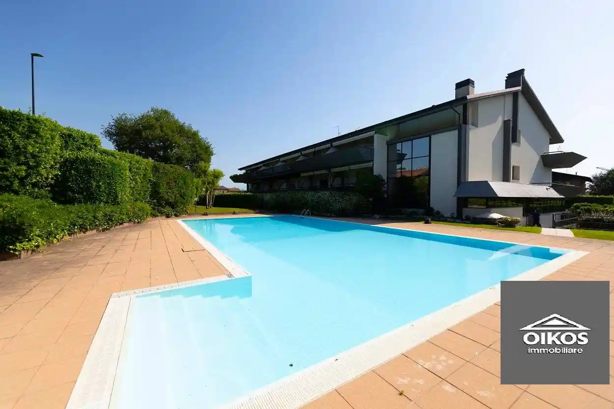 Appartamento in vendita a Desenzano del Garda
