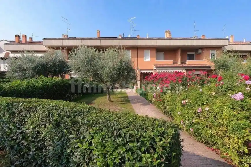 Villetta a schiera in vendita a Verona