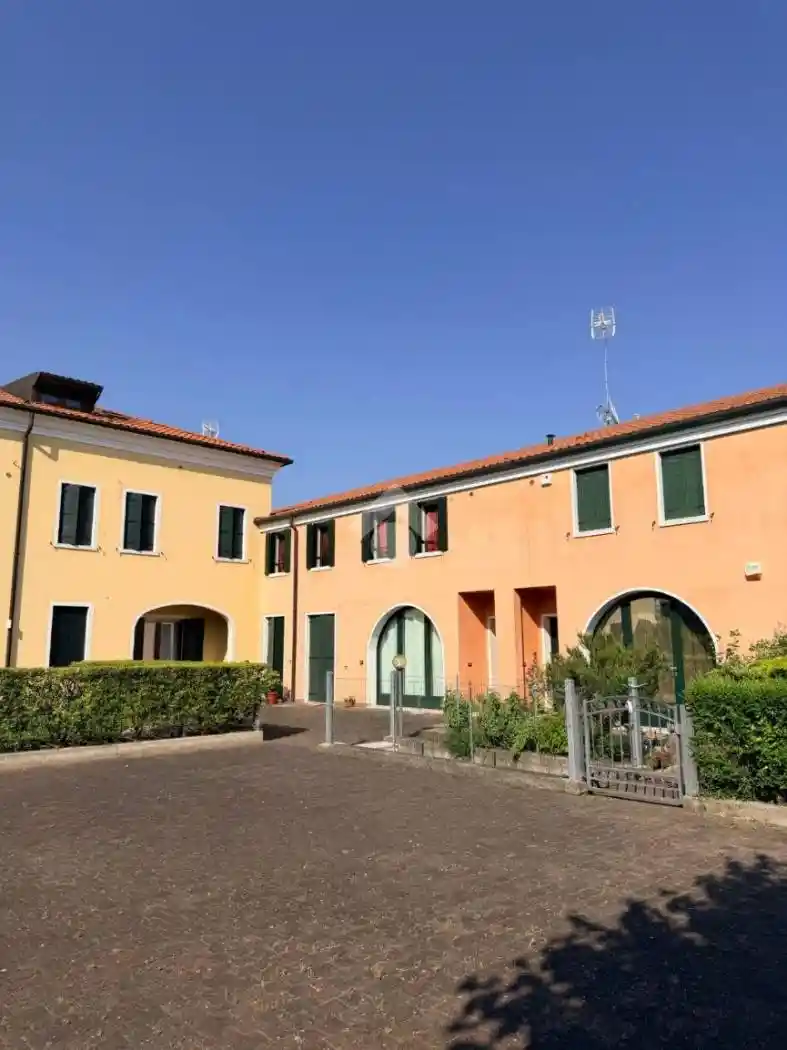 Appartamento in vendita a Camponogara