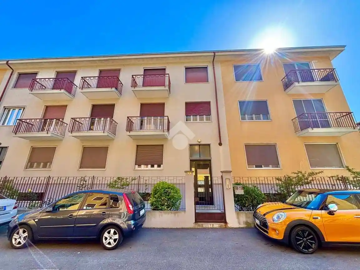 Appartamento in vendita a Novara