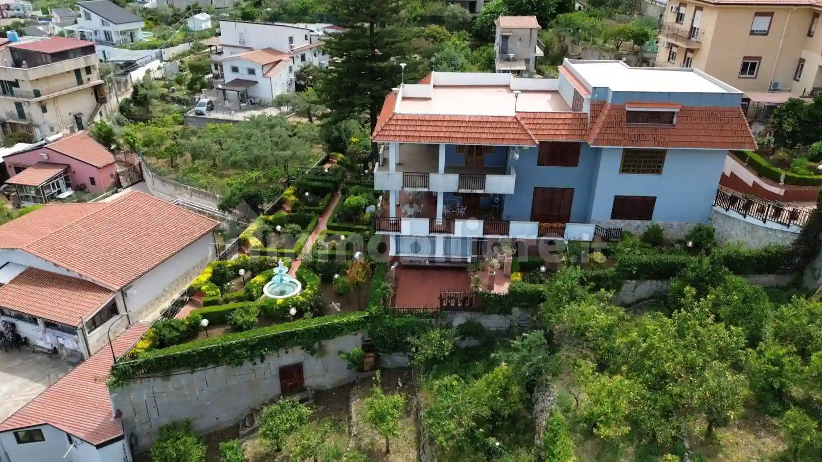 Villa - foto 2